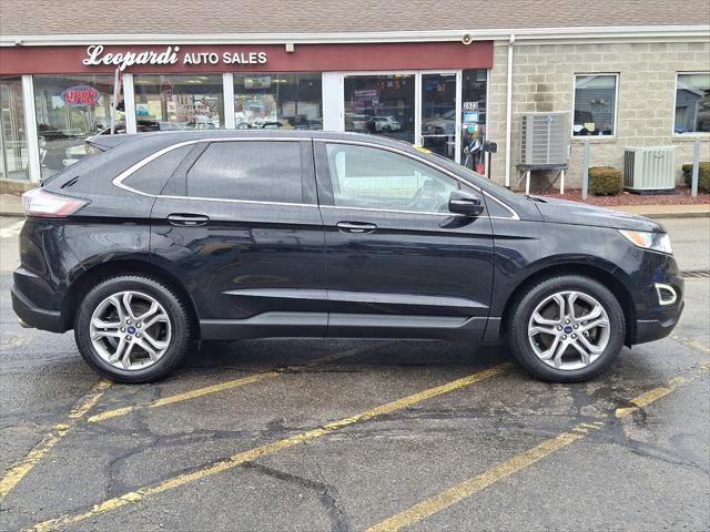 Photo of 2016 Shadow Black - G1 Ford Edge