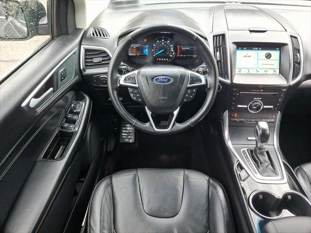 Photo of 2016 Shadow Black - G1 Ford Edge