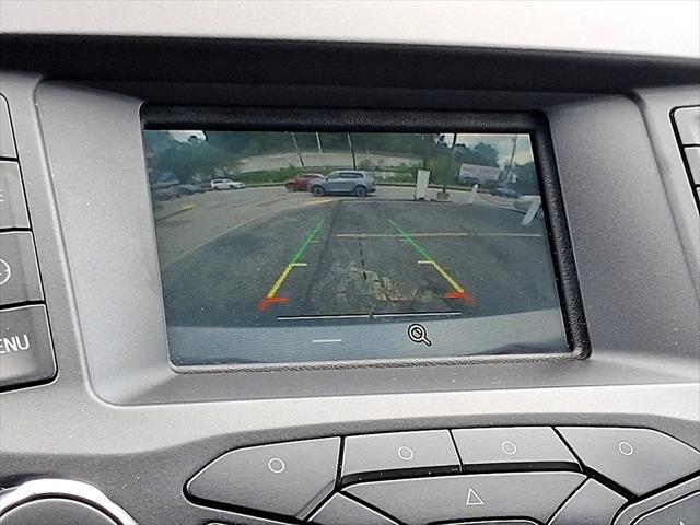 Photo of 2017 Magnetic Metallic - J7 Ford Edge