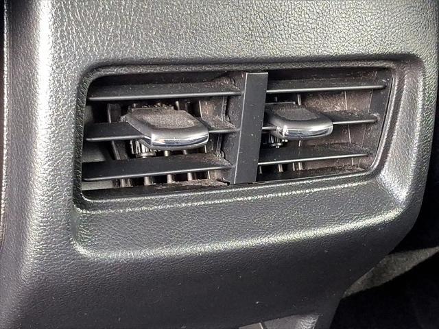 Photo of 2017 Magnetic Metallic - J7 Ford Edge