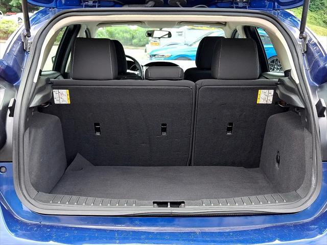 Photo of 2012 Kona Blue Metallic - L6 Ford Focus