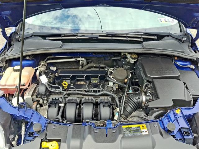Photo of 2012 Kona Blue Metallic - L6 Ford Focus