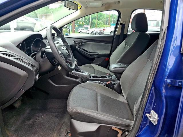 Photo of 2012 Kona Blue Metallic - L6 Ford Focus