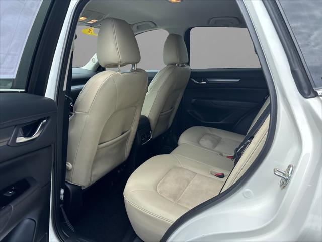 Photo of 2023 Rhodium White Metallic Mazda CX-5