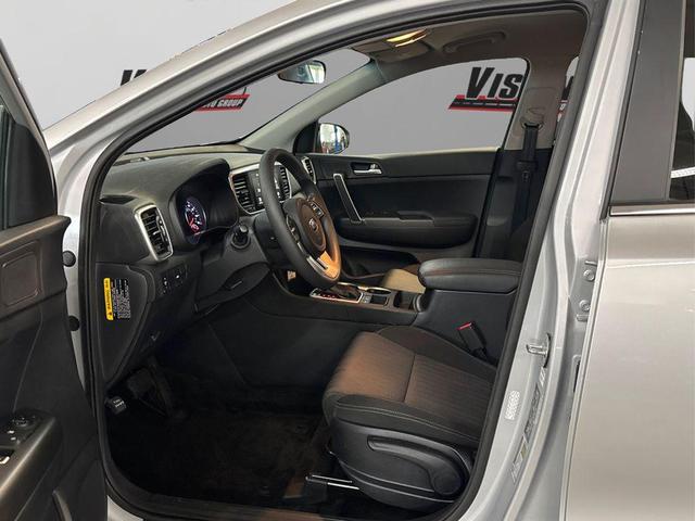Photo of 2022 Sparkling Silver Kia Sportage