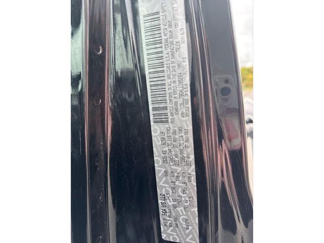 Photo of 2020 Black Clearcoat Jeep Gladiator