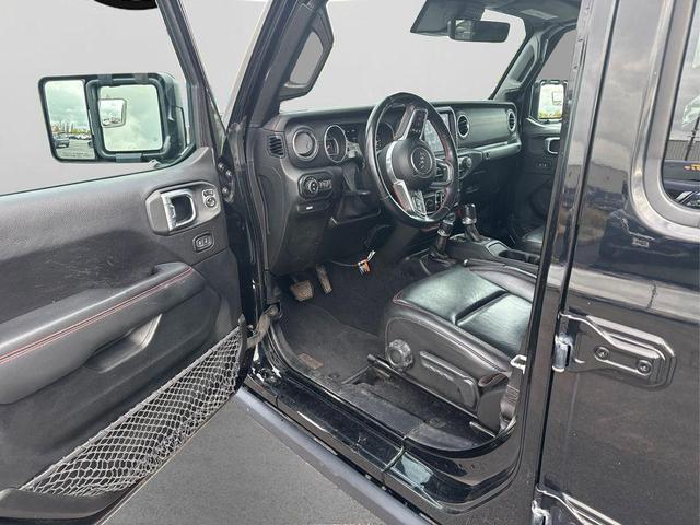 Photo of 2020 Black Clearcoat Jeep Gladiator