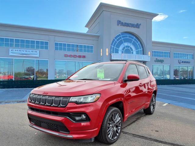 Photo of 2022 Red Line Jeep Compass