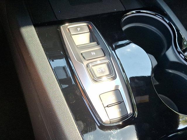 Photo of 2022 Platinum White Pearl Honda Passport