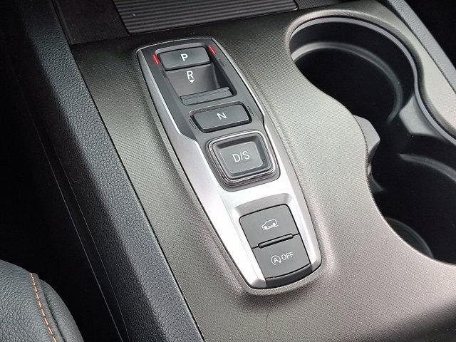 Photo of 2022 Platinum White Honda Passport