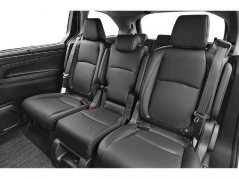 Photo of 2026 Platinum White Pearl Honda Odyssey