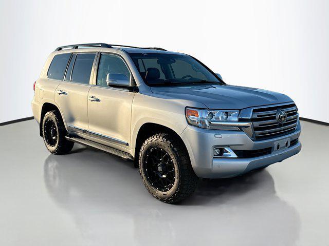 2017 Toyota Land Cruiser