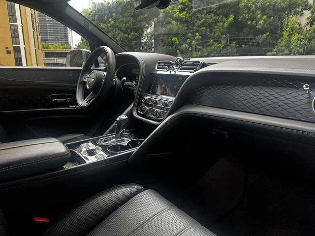 Photo of 2022 Hallmark Bentley Bentayga