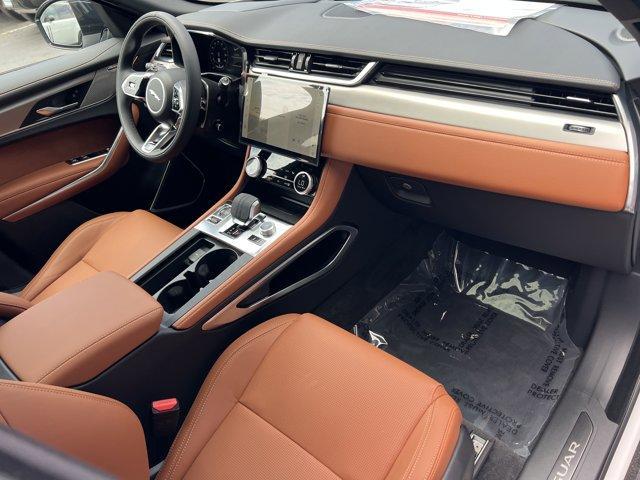 Photo of 2025 Ostuni Pearl White Jaguar F-PACE