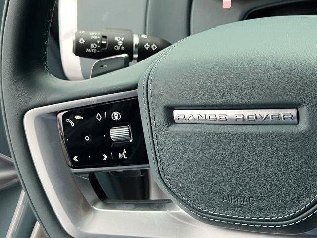 Photo of 2025 Ostuni Pearl White Land Rover Range Rover