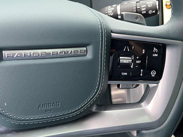 Photo of 2025 Ostuni Pearl White Land Rover Range Rover