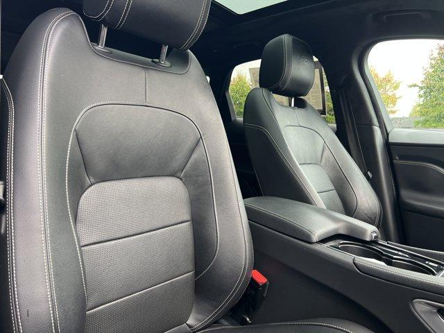 Photo of 2017 Ebony Black Jaguar F-PACE
