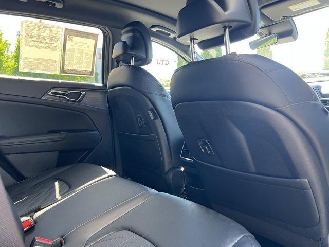 Photo of 2023 Jungle Green Kia Sportage