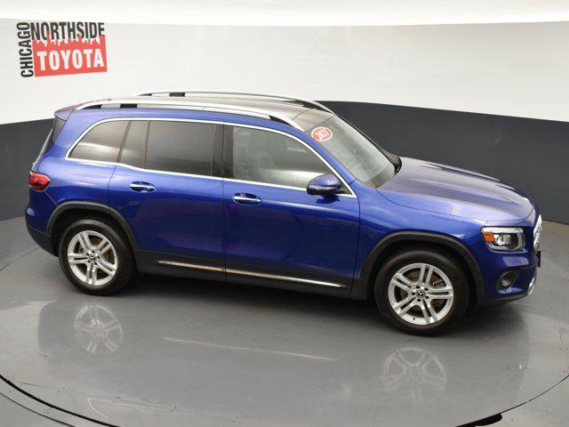 Photo of 2021 Galaxy Blue Metallic Mercedes-Benz GLB 250
