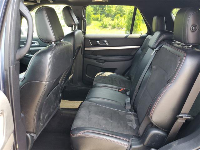 Photo of 2018 Blue Metallic Ford Explorer