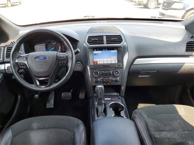 Photo of 2018 Blue Metallic Ford Explorer