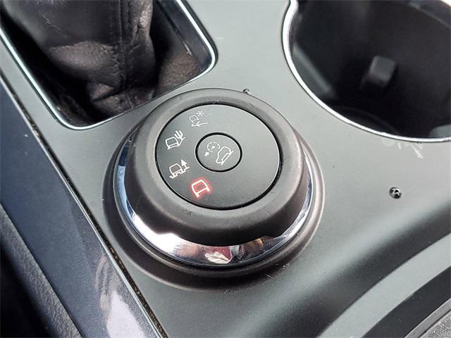 Photo of 2018 Blue Metallic Ford Explorer