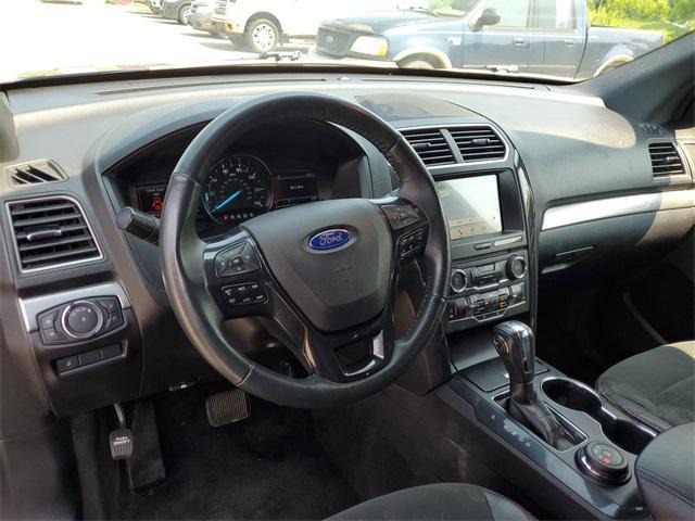 Photo of 2018 Blue Metallic Ford Explorer