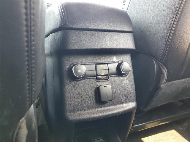 Photo of 2018 Blue Metallic Ford Explorer