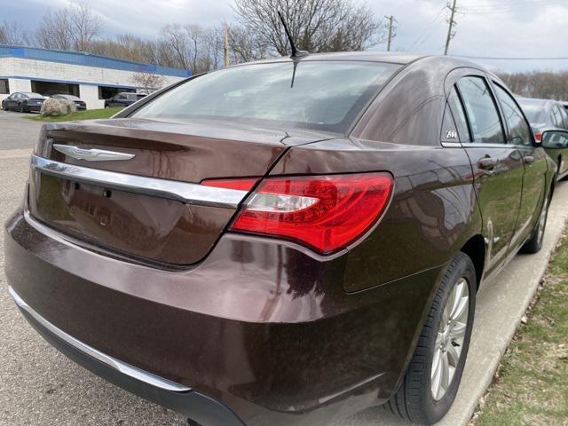 2013 Chrysler 200
