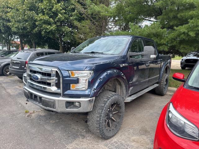 Photo of 2015 Magnetic Metallic Ford F-150