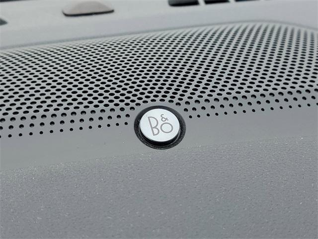 Photo of 2021 Carbonized Gray Metallic Ford Escape
