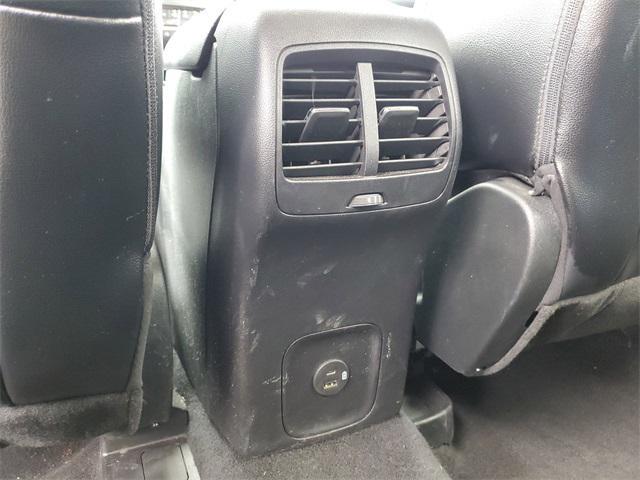 Photo of 2021 Carbonized Gray Metallic Ford Escape
