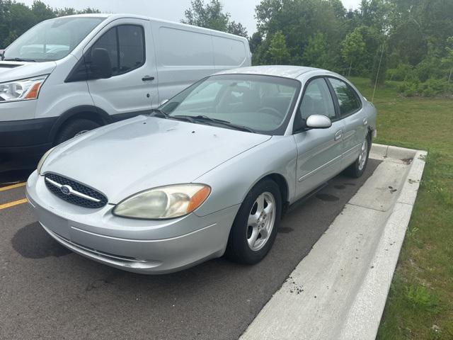 2002 Ford Taurus