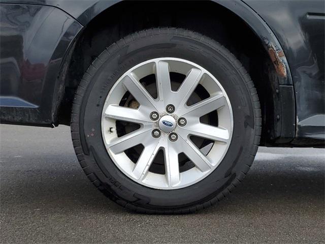 Photo of 2010 Tuxedo Black Ford Flex