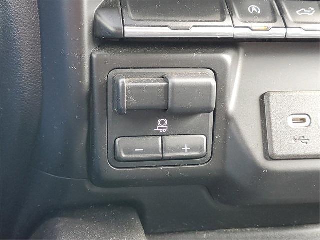 Photo of 2021 Summit White Chevrolet Silverado 1500