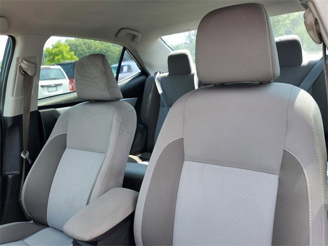 Photo of 2018 Black Sand Pearl Toyota Corolla