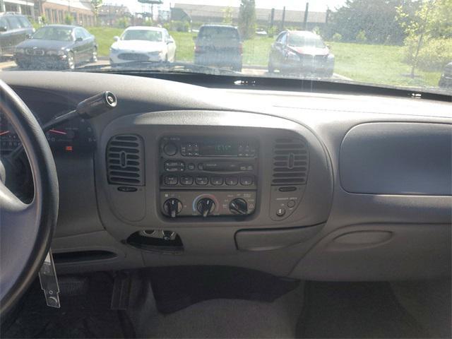 Photo of 1997 Pacific Green Clearcoat Metallic Ford F-150