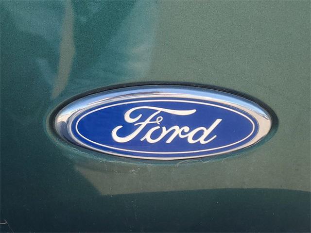 Photo of 1997 Pacific Green Clearcoat Metallic Ford F-150