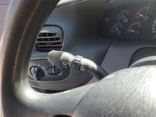 Photo of 1997 Pacific Green Clearcoat Metallic Ford F-150