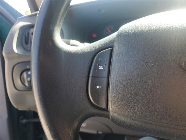 Photo of 1997 Pacific Green Clearcoat Metallic Ford F-150