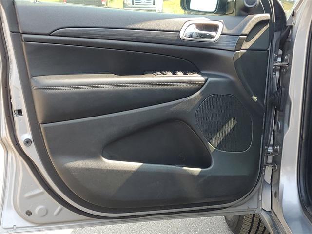 Photo of 2019 Billet Silver Metallic Clearcoat Jeep Grand Cherokee