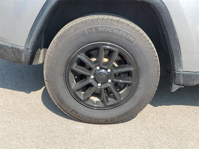 Photo of 2019 Billet Silver Metallic Clearcoat Jeep Grand Cherokee