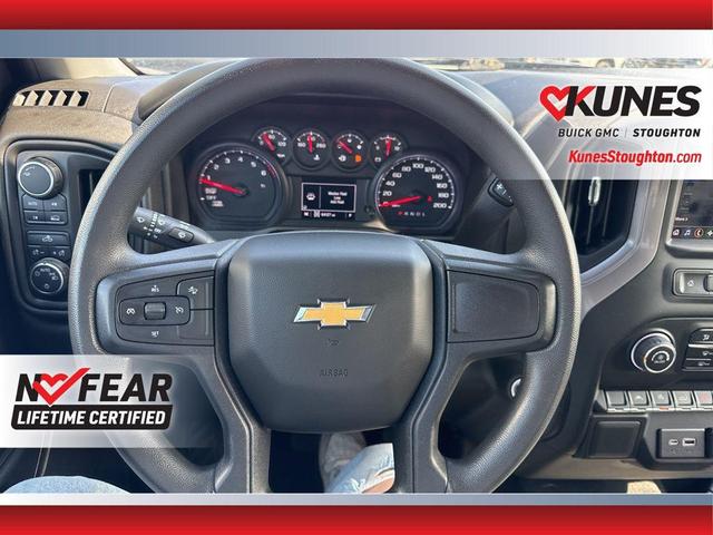 Photo of 2022 Black Chevrolet Silverado 1500
