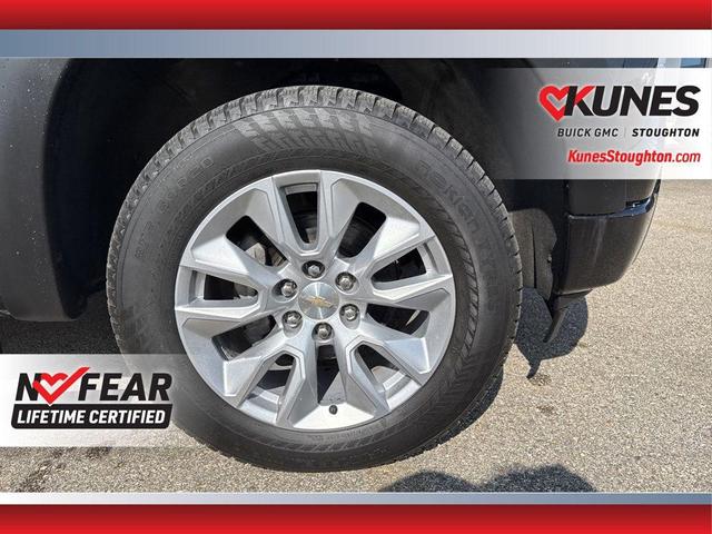 Photo of 2022 Black Chevrolet Silverado 1500