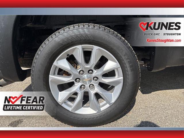 Photo of 2022 Black Chevrolet Silverado 1500