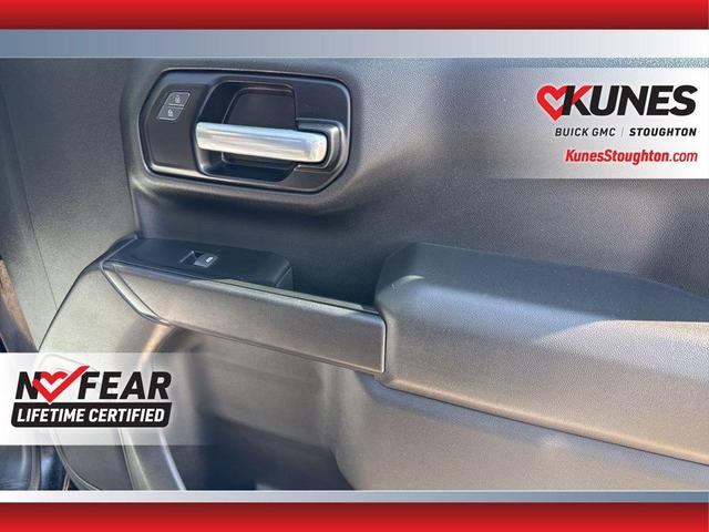 Photo of 2022 Black Chevrolet Silverado 1500