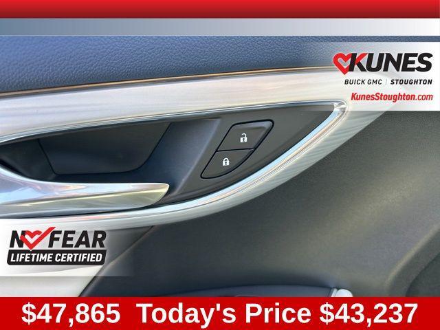Photo of 2025 Ebony Twilight Metallic Buick Envision