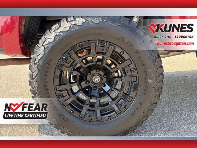 Photo of 2023 Rapid Red Metallic Tinted Clearcoat Ford F-150
