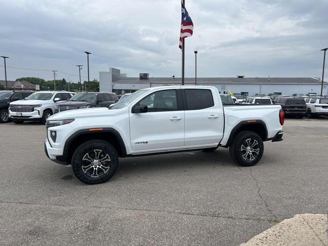 Photo of 2025 Summit White GMC Canyon