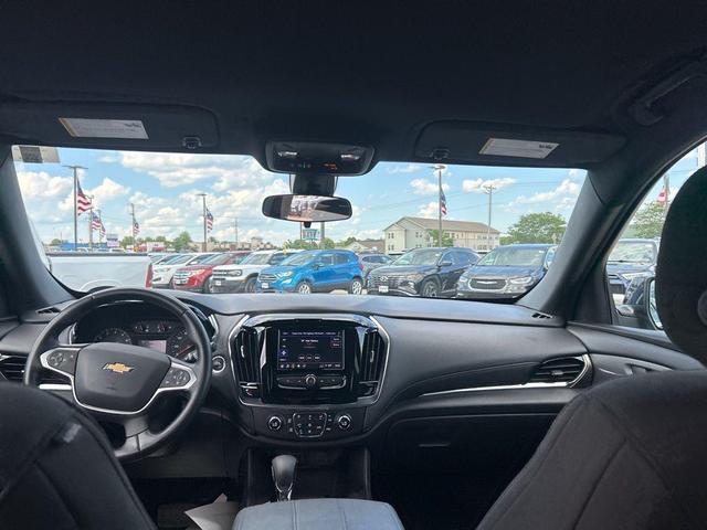 Photo of 2023 Northsky Blue Metallic Chevrolet Traverse
